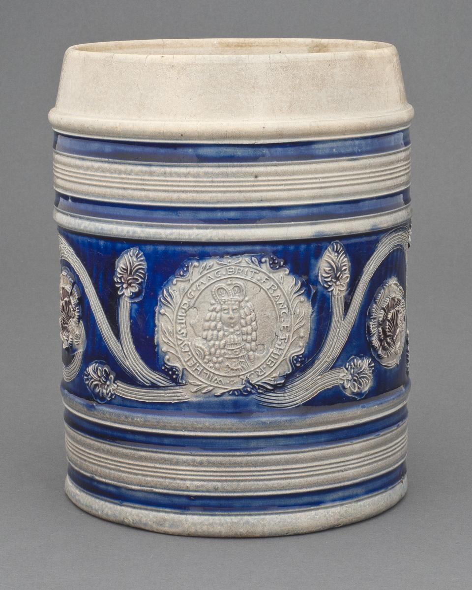 1993.0121 Mug, William III portrait mug (front view)