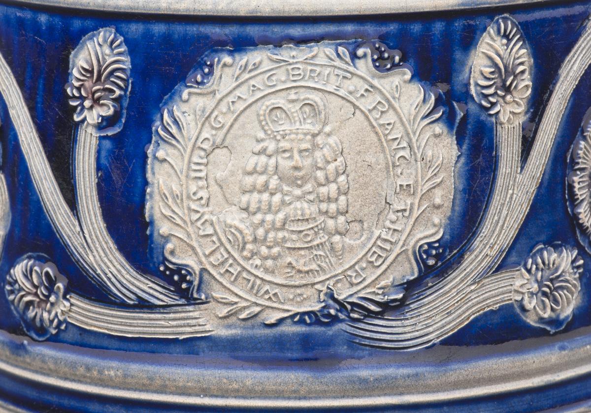 1993.0121 Mug, William III portrait mug (detail)
