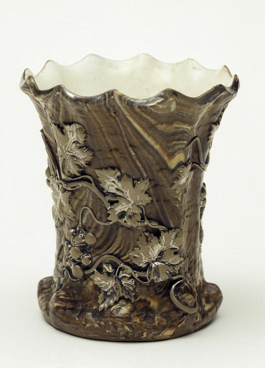 1993.0129 Vase