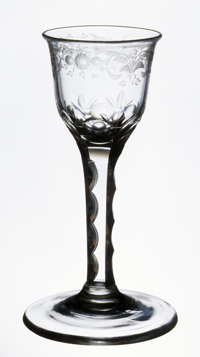 1994.0001.001 Glass