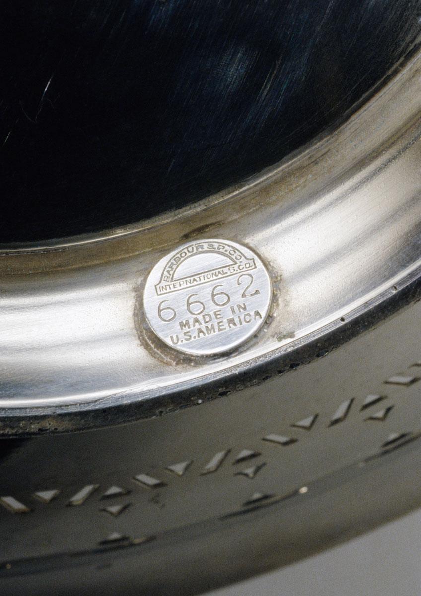 1994.0010 Basket, detail 1