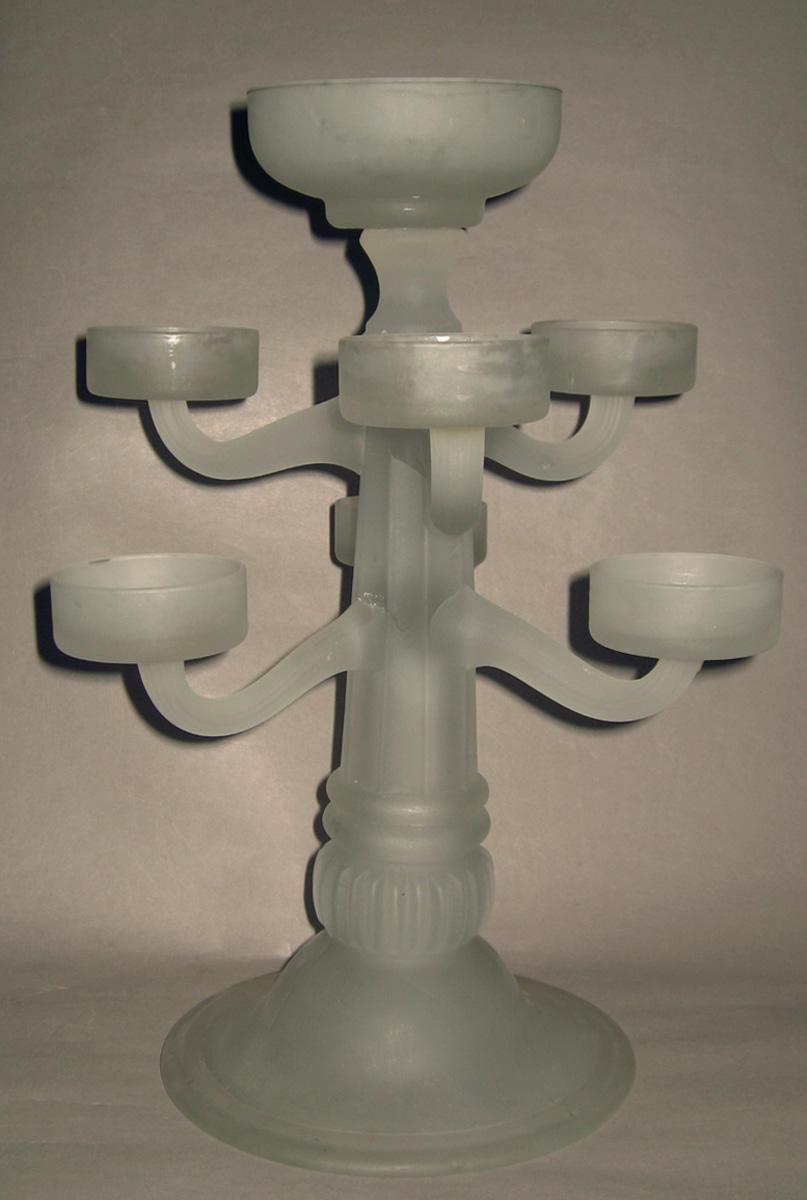 1994.0043 Glass candleholder