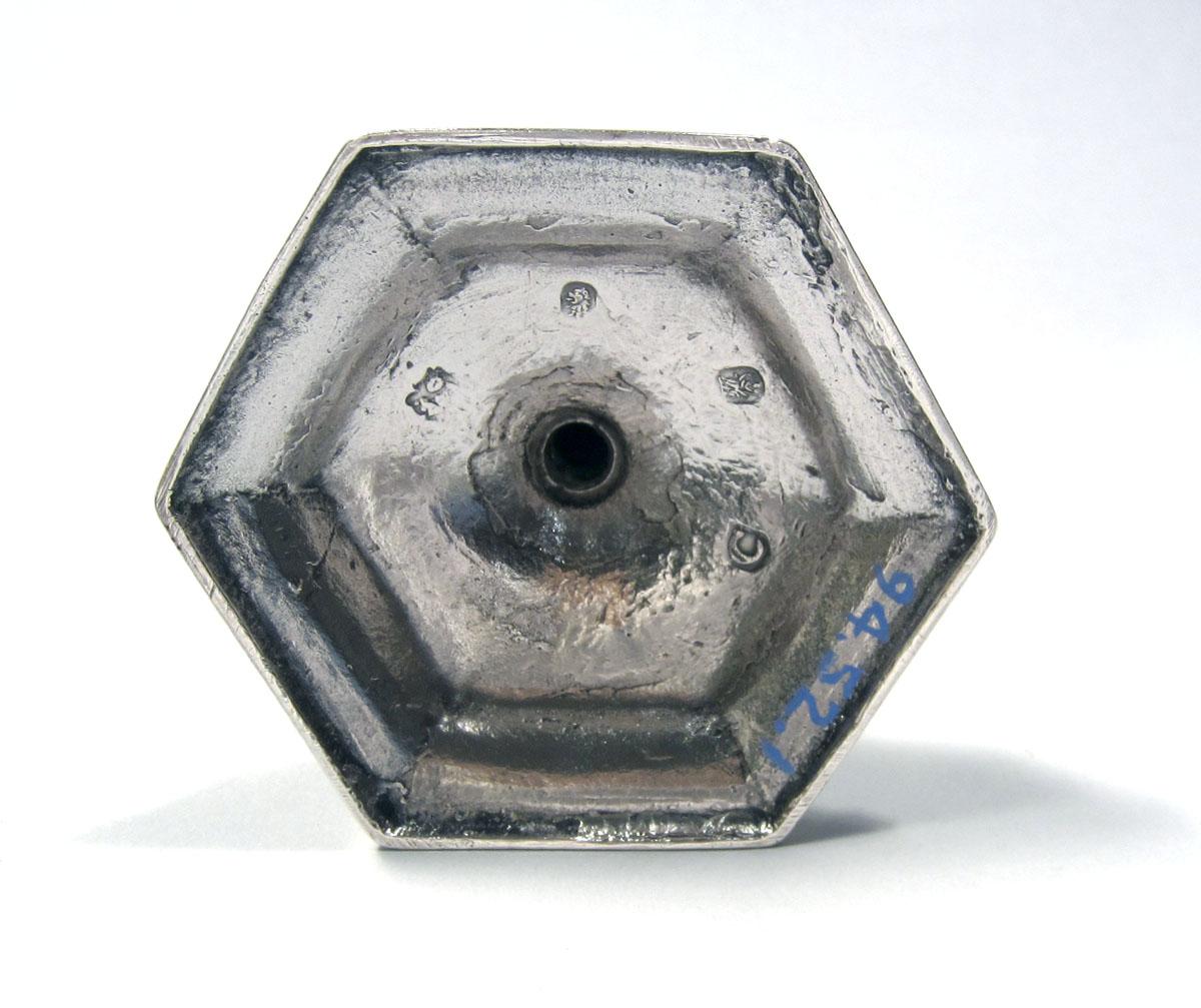 1994.0052.001 Silver Taper Stick underside