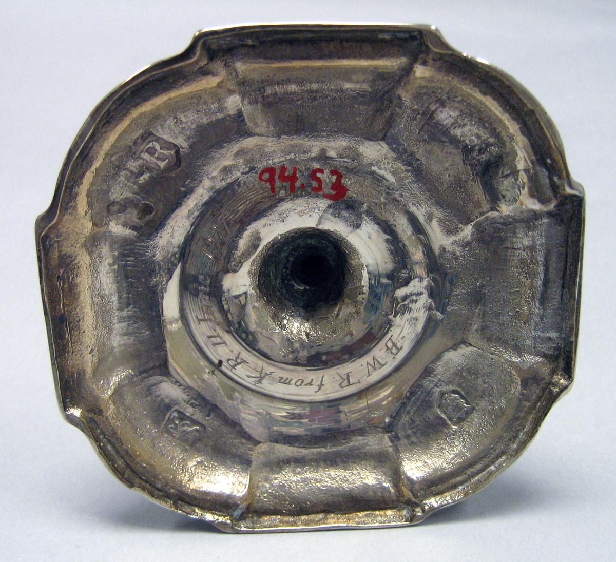 1994.0053 Silver Candlestick underside