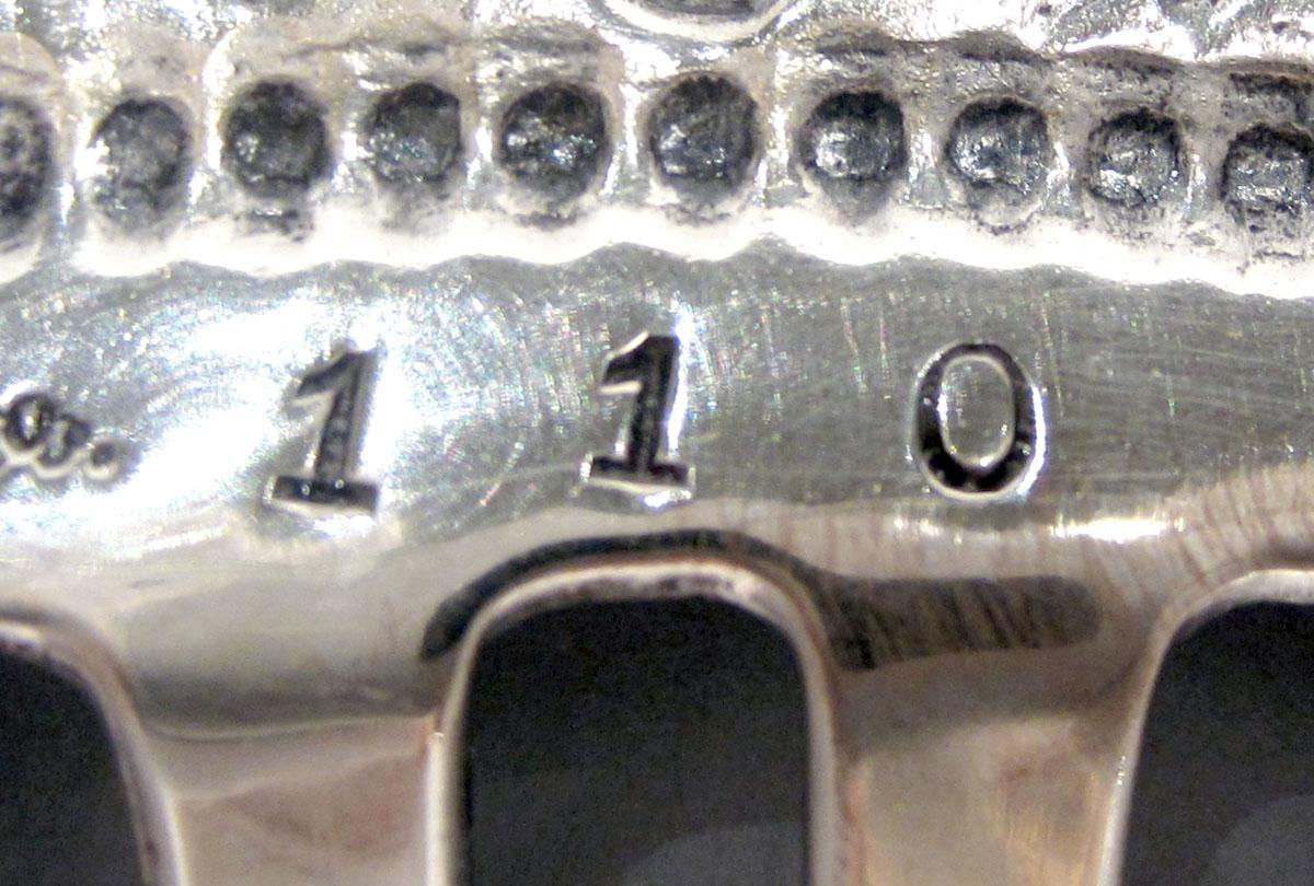 1994.0054 Silver Hair Comb mark 2