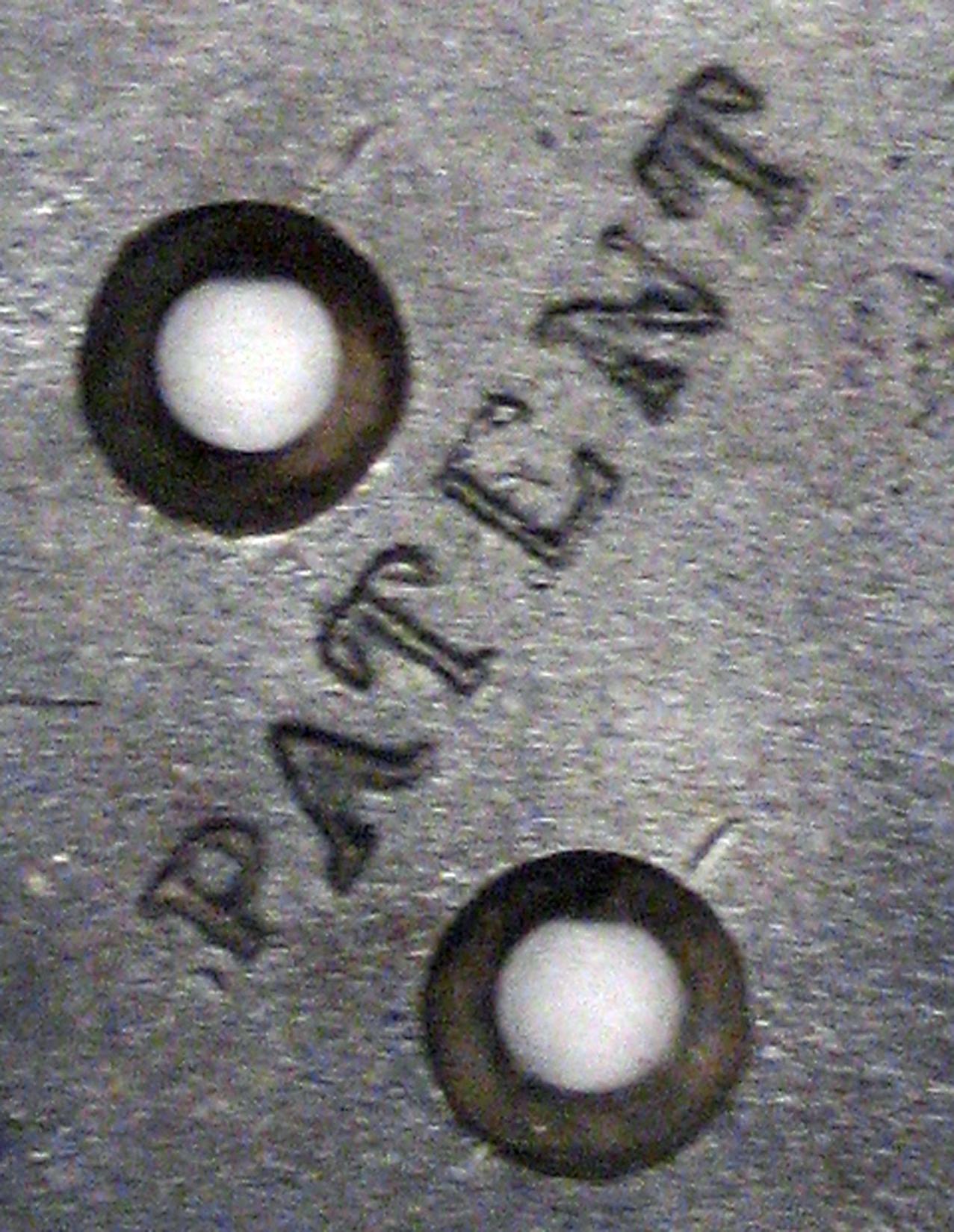 1994.0065.002 Hinge (mark 2)