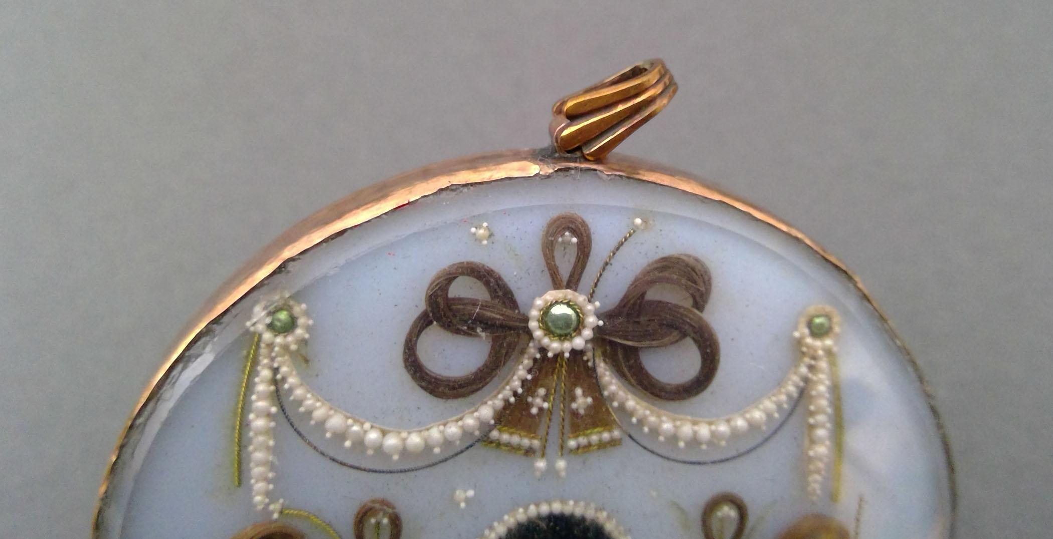 1994.0082 Pendant, Mourning brooch, view 1