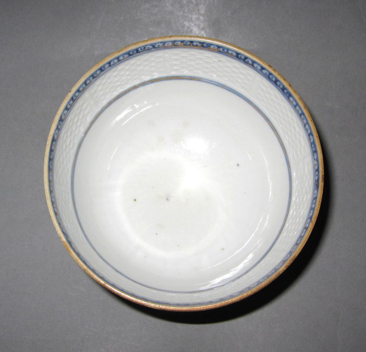 1994.0093.002 A Porcelain teabowl top