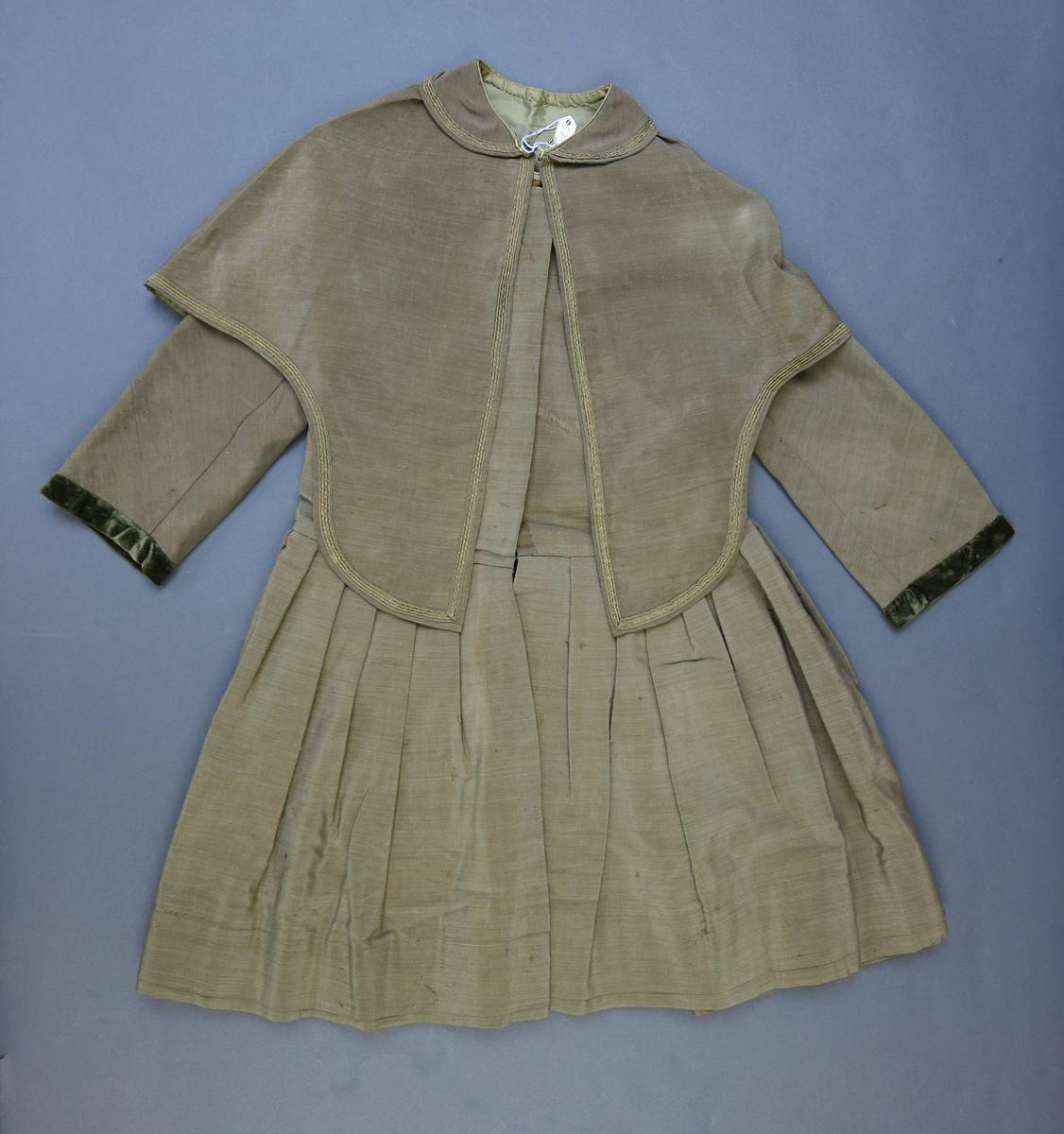 1994.0107.001 Coat, View 1