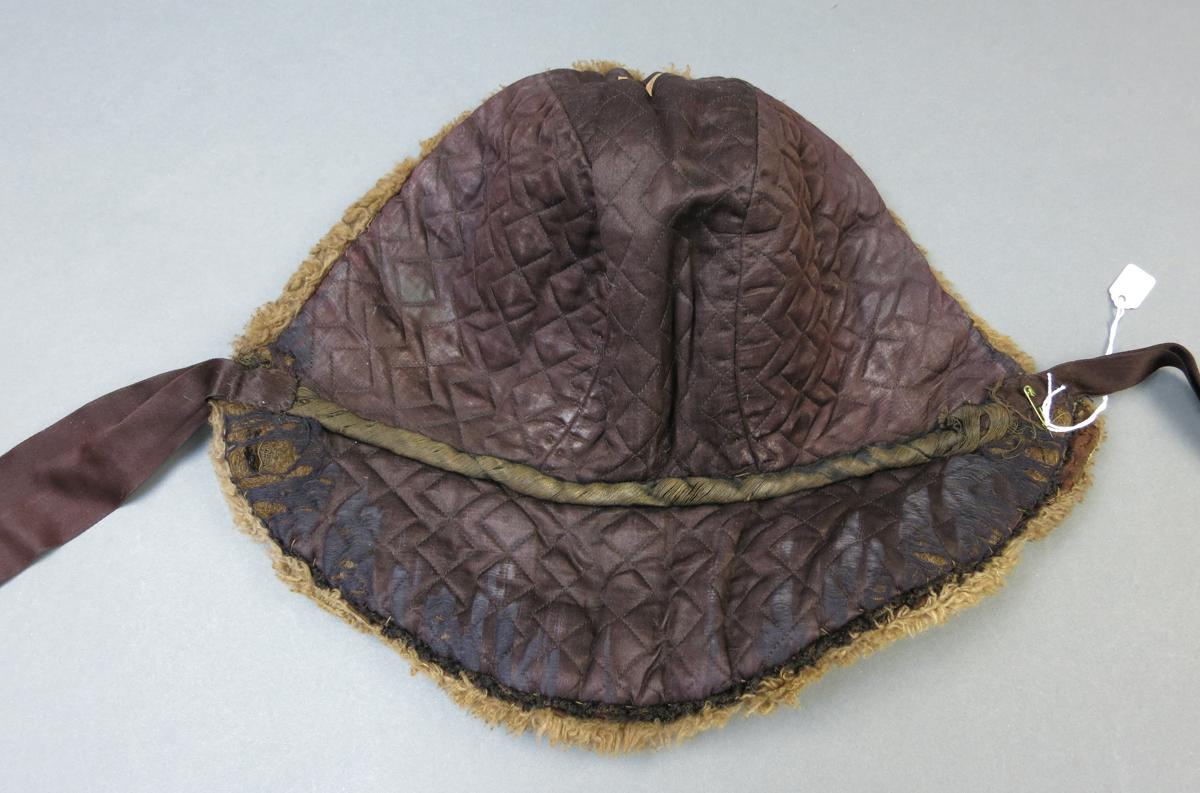 1994.0107.002 Bonnet, Lining