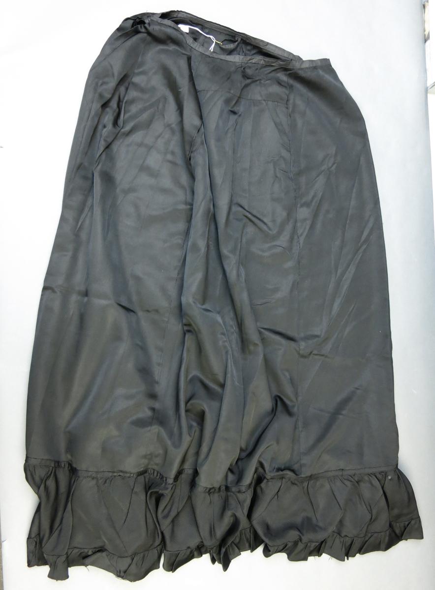 1994.0107.015 Petticoat, Alt