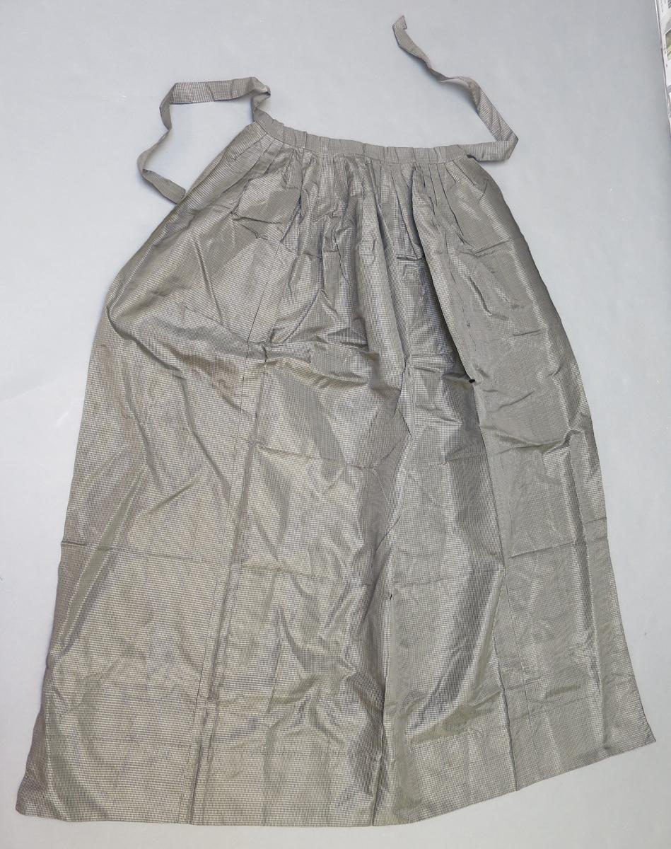 1994.0107.022 Apron, View 2
