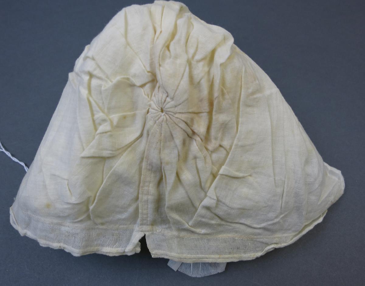 1994.0107.033 Bonnet, Back