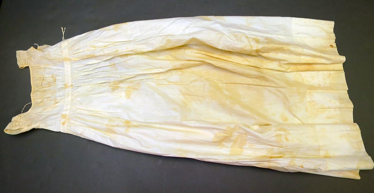 1994.0107.039 Dress, View 2