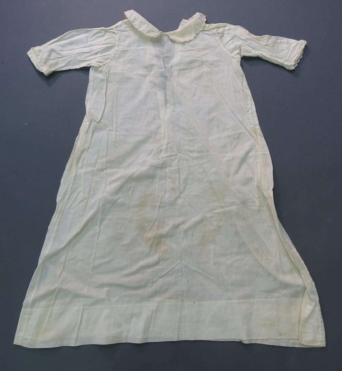 1994.0107.045 Dress, Front