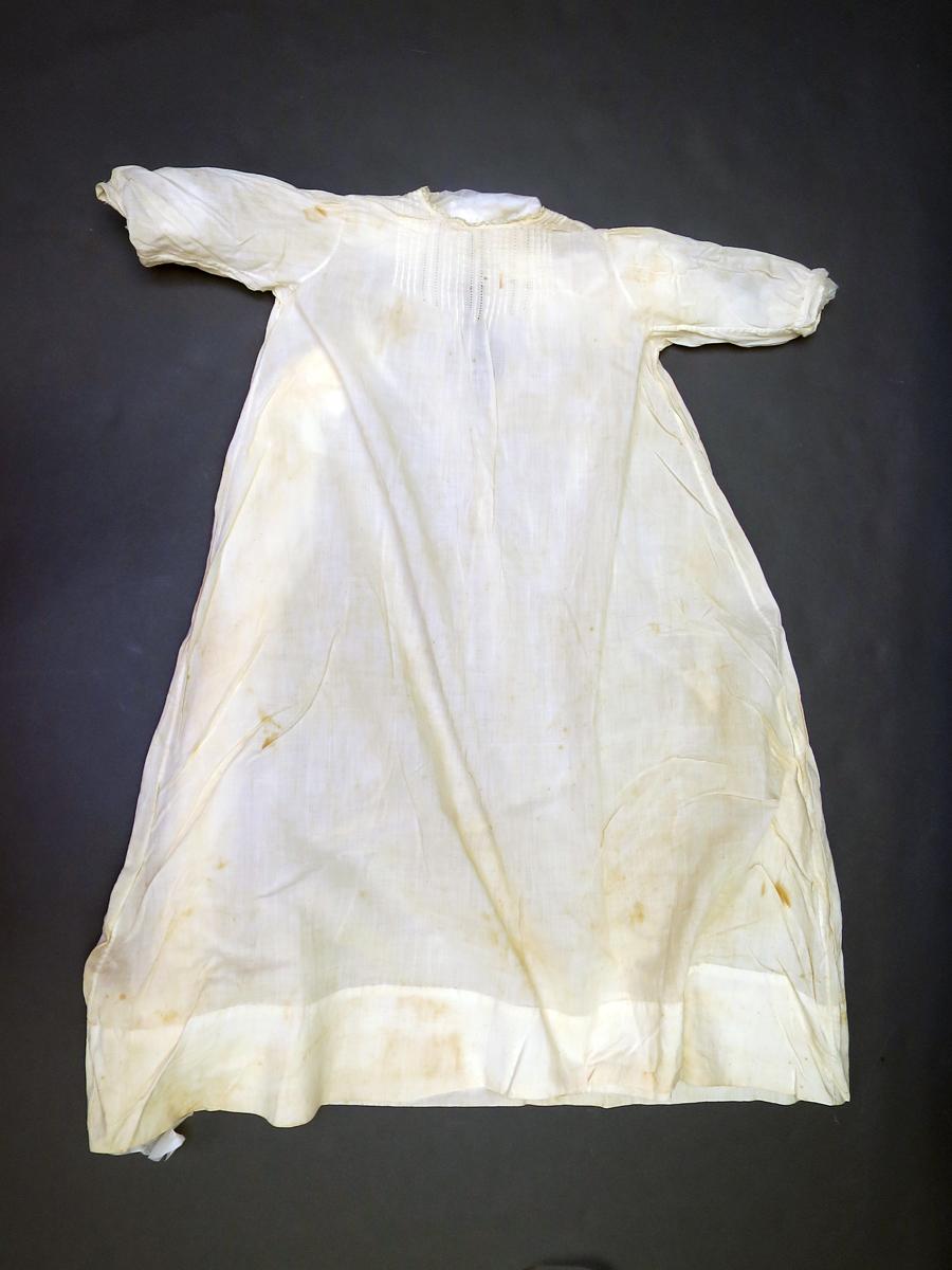 1994.0107.047 Dress, Front