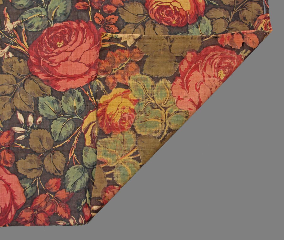 1958.0112.007 textile, printed folded corner