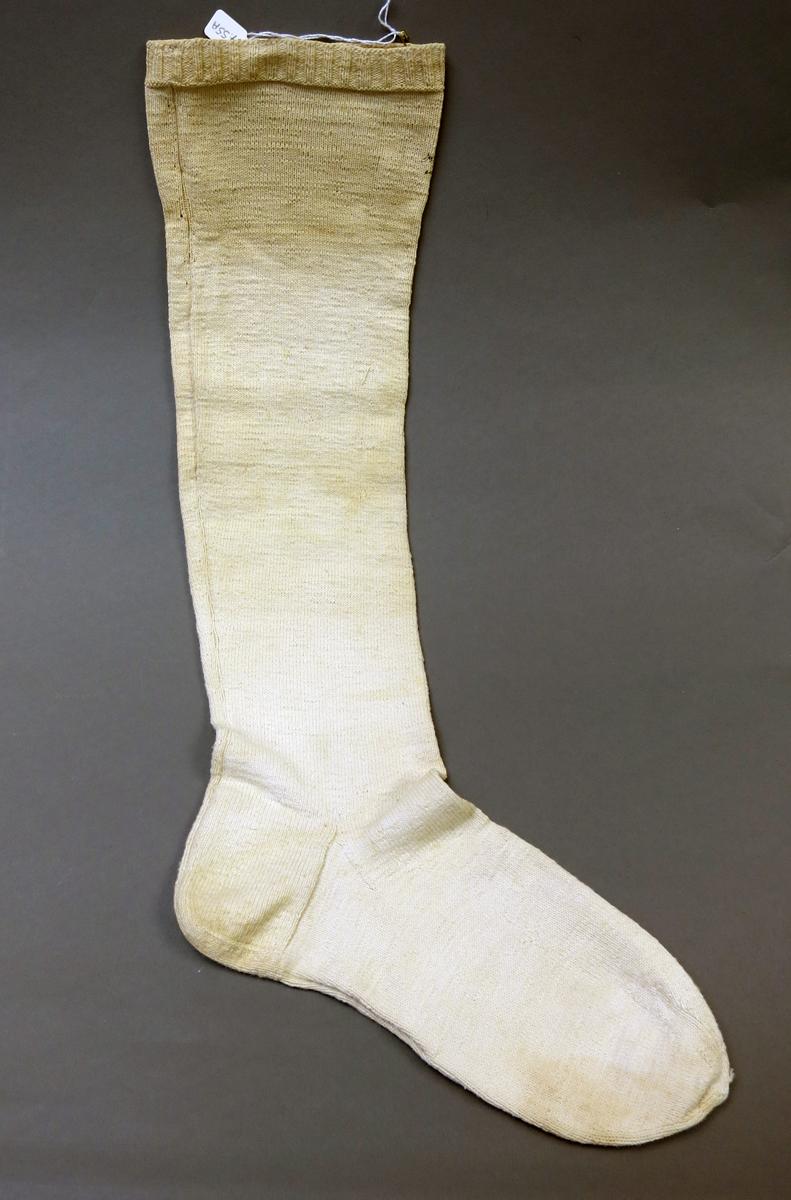 1994.0107.055 A Stocking, Alt