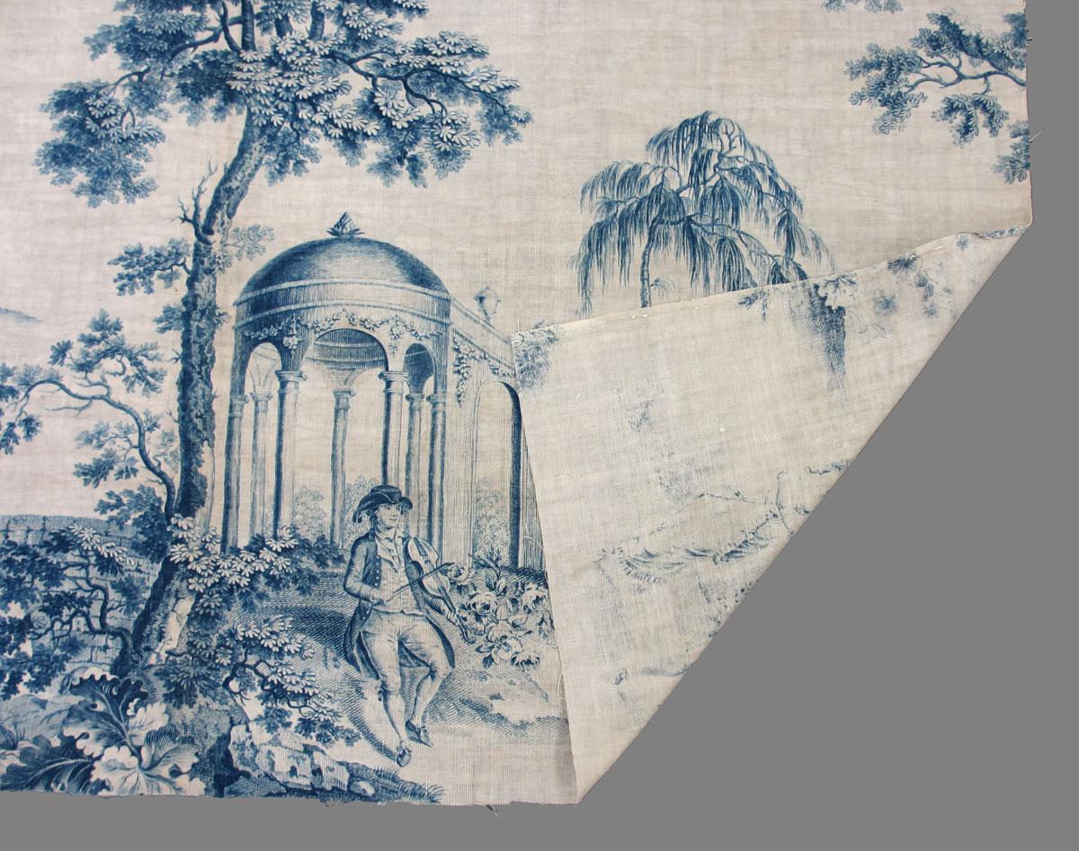 1958.0112.008.001 textile, printed folded corner