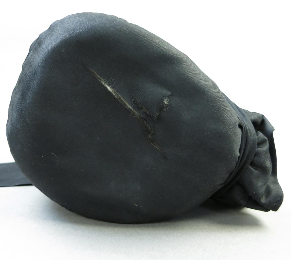 1994.0107.071 Bonnet, Tear