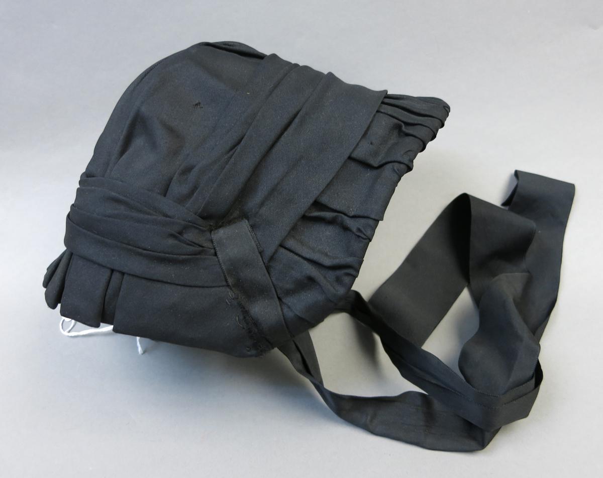 1994.0107.072 Bonnet, Alt