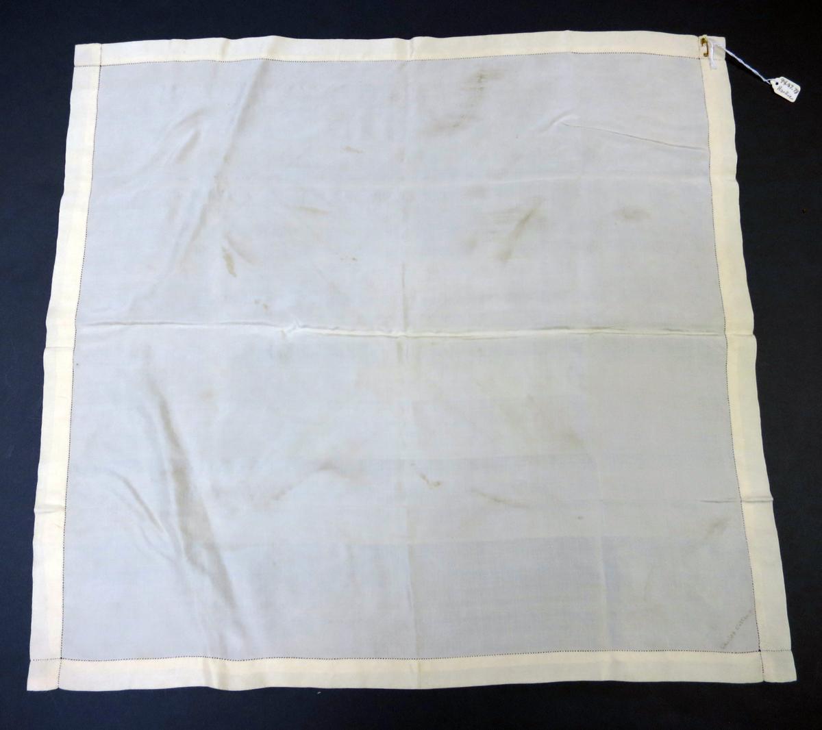 1994.0107.078 Handkerchief, View 1
