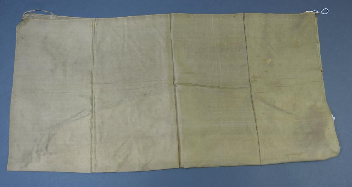 1994.0107.083 Shawl, View 2