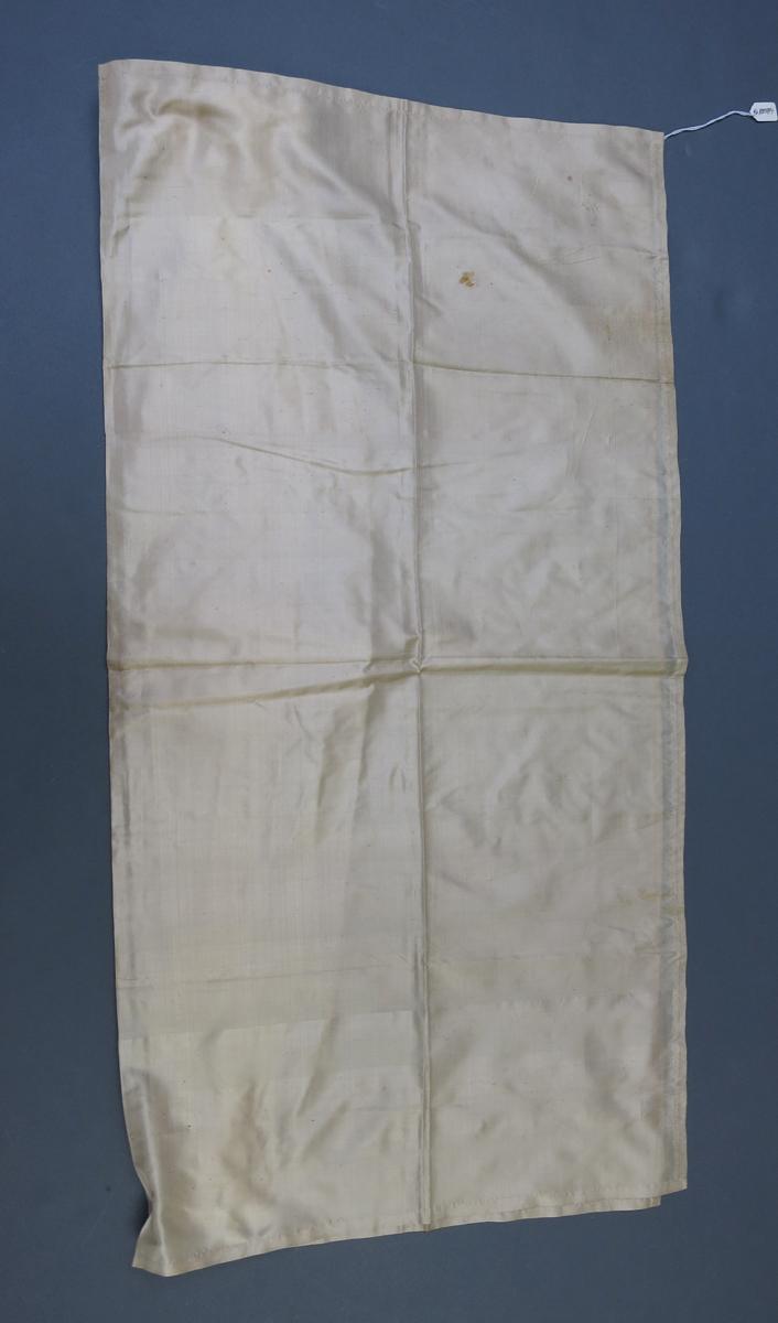 1994.0107.084 Shawl, View 1