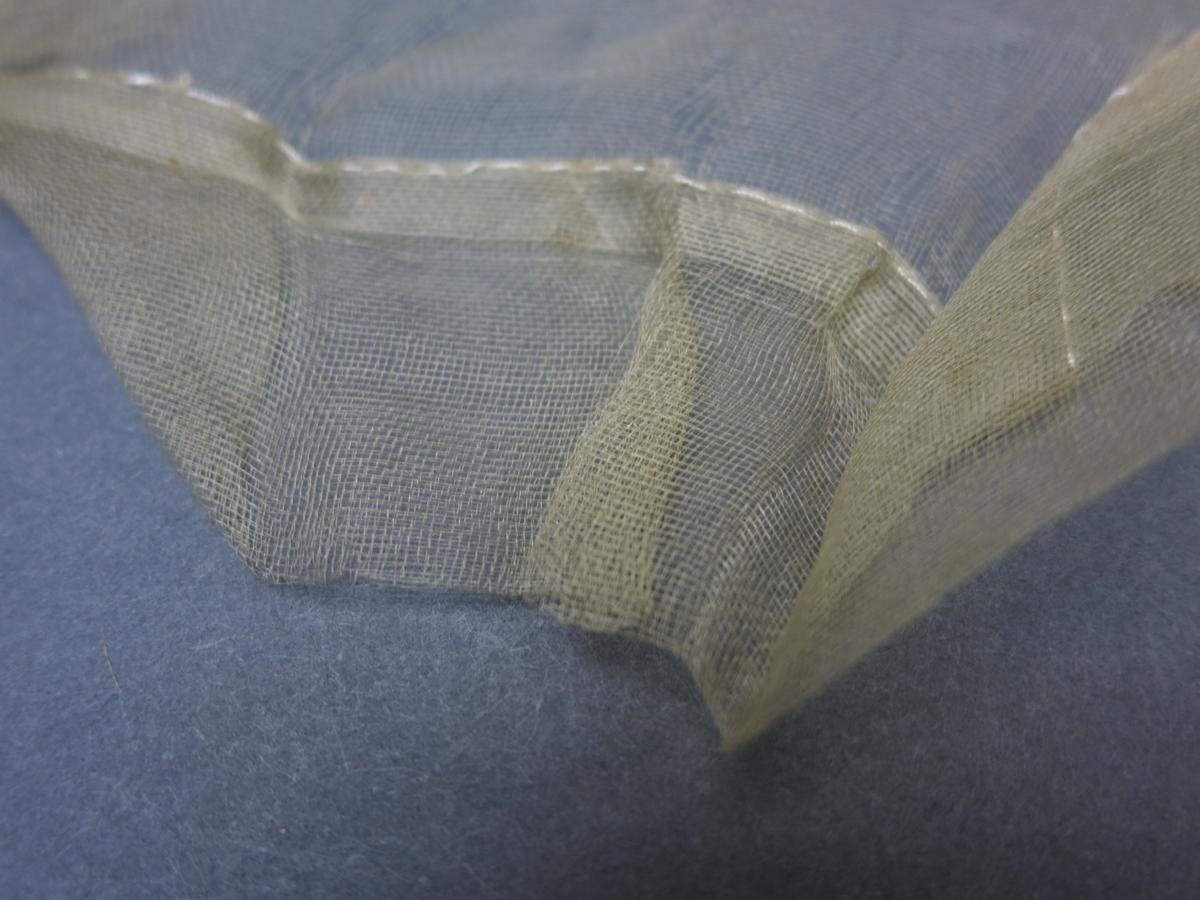 1994.0107.088.003 Textile, Netting