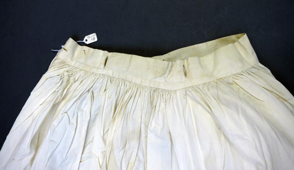 1994.0107.094 Petticoat, Waist