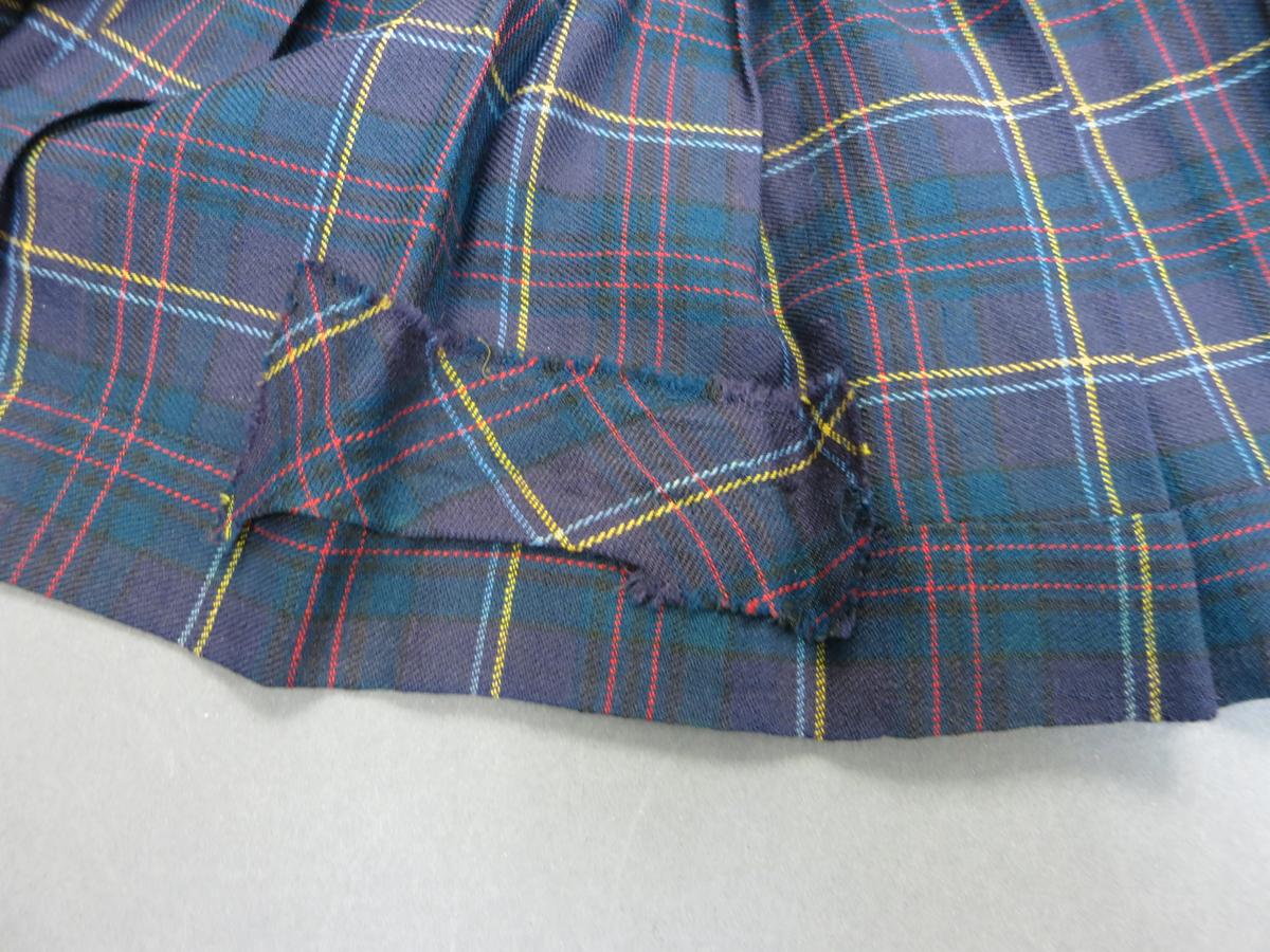 1994.0107.099 Dress, Detail