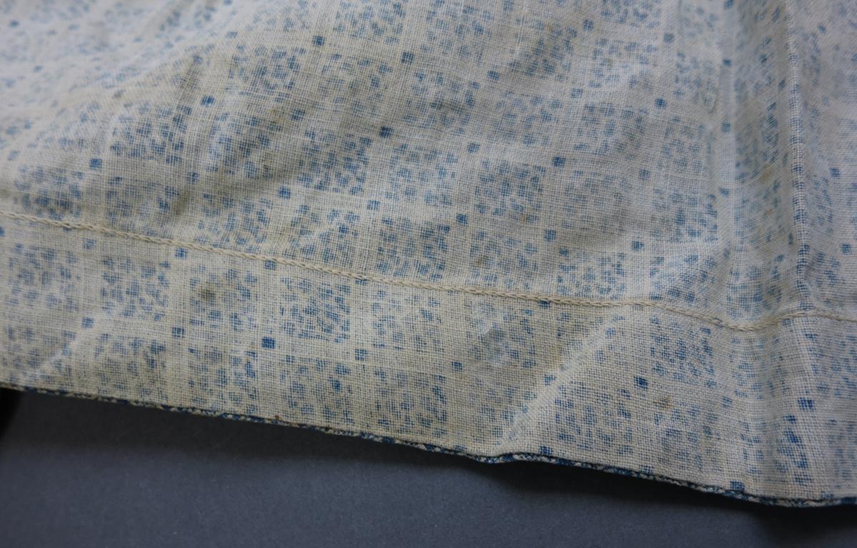 1994.0107.101 Dress, Interior hem