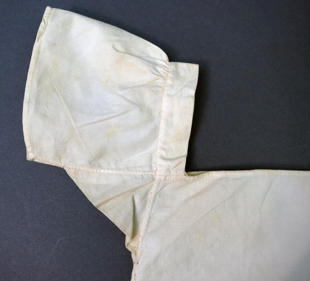 1994.0107.106 Shirt, Sleeve