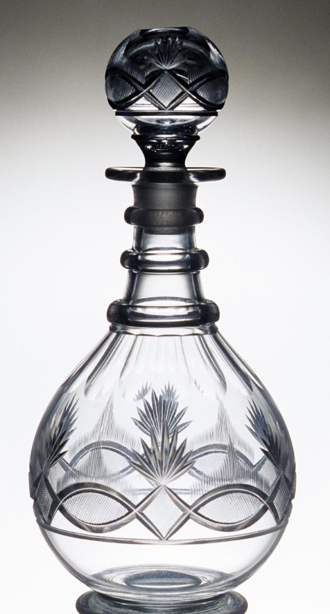 1994.0114.001 A, B Decanter
