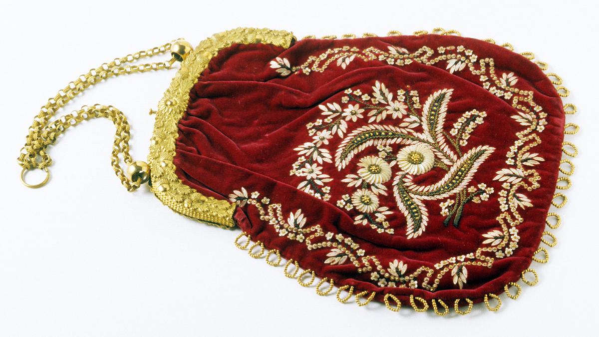 1994.0119 Purse, View 3