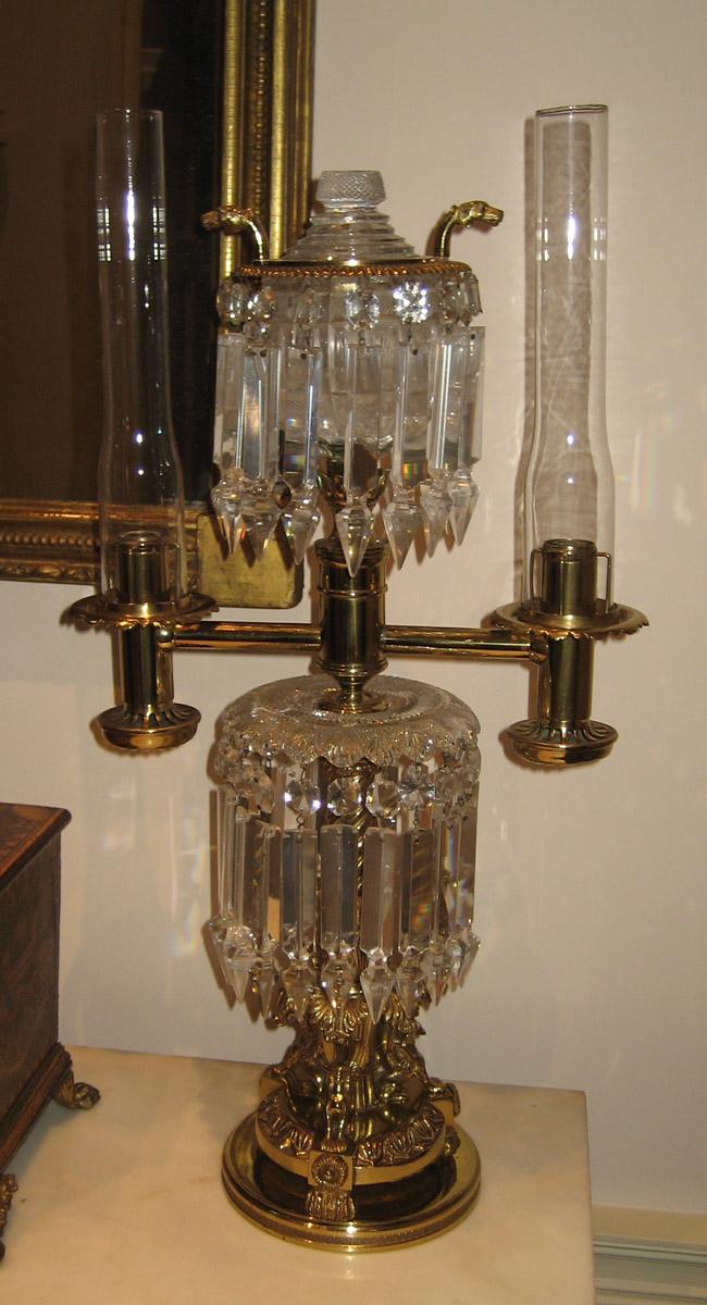 1995.0001.002 A-E Lamp
