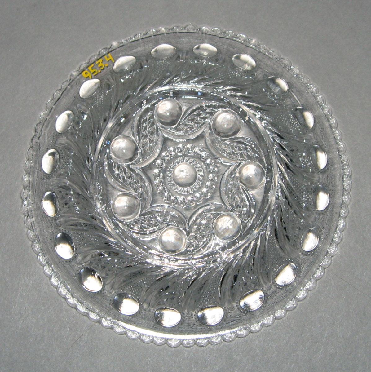 1995.0003.004 Pressed glass dish (underside)