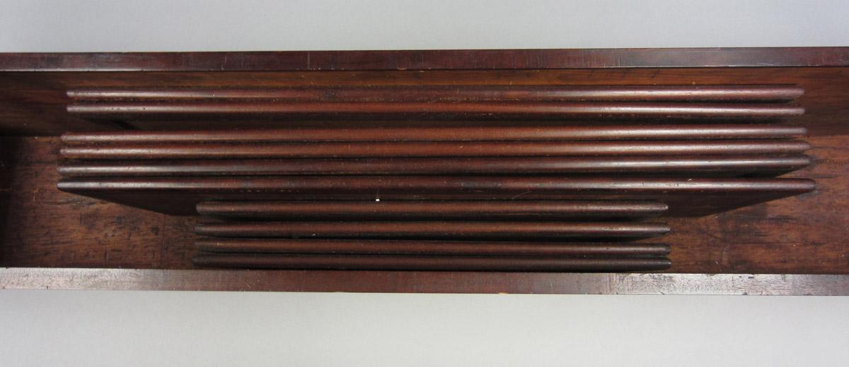 1995.0006.001 Tool box, Front tier 2 dividers view 2