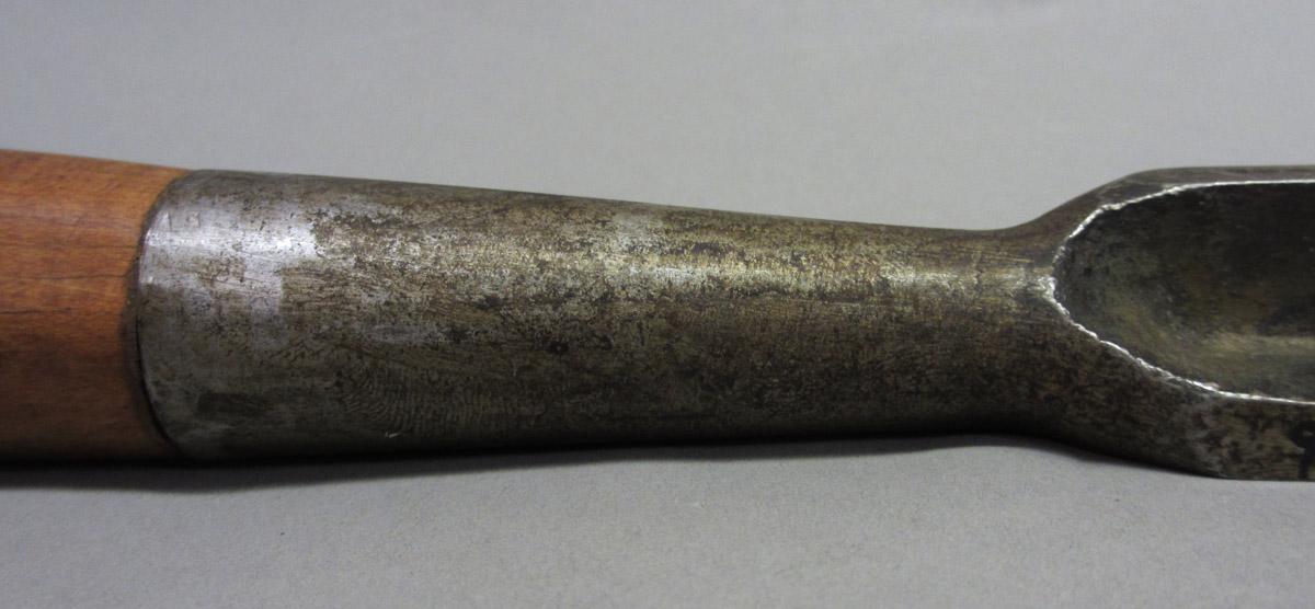 1995.0006.032 Bruzz chisel, socket detail
