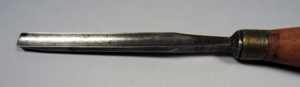 1995.0006.034 Chisel, Edge