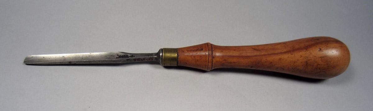 1995.0006.035 Chisel, View 3