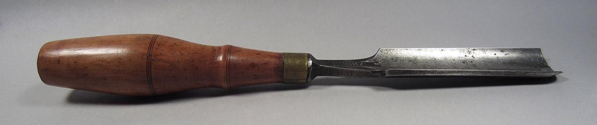 1995.0006.044, Gouge, side 2