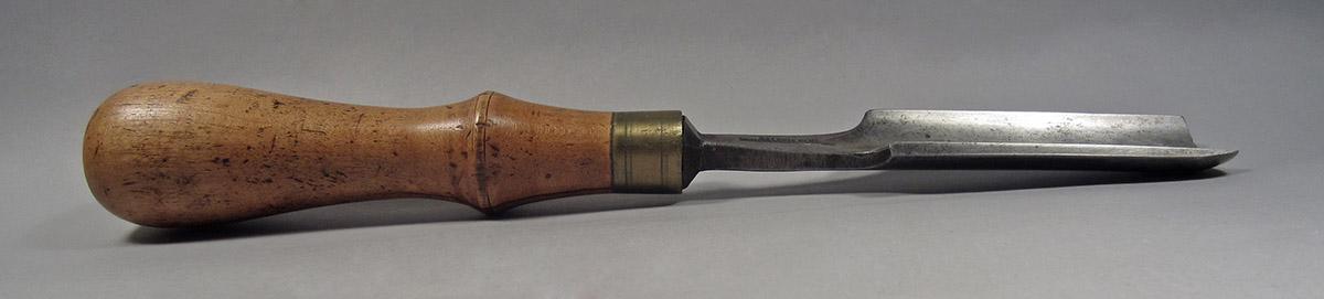 1995.0006.045, Gouge, side 2