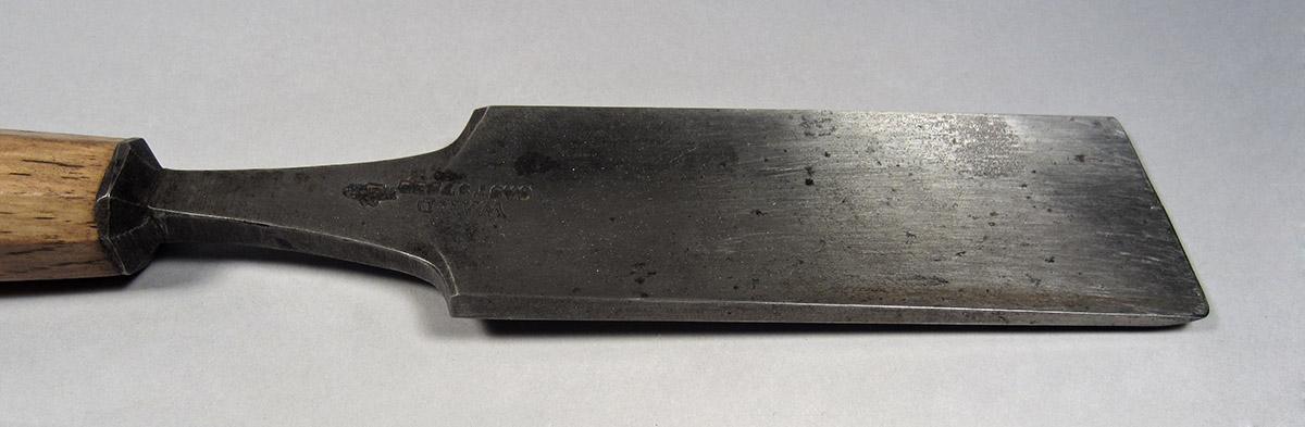 1995.0006.046, Gouge, blade
