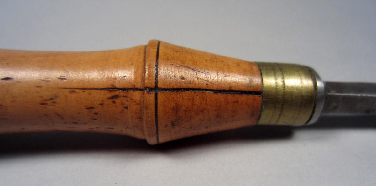 1995.0006.048 Chisel, Split