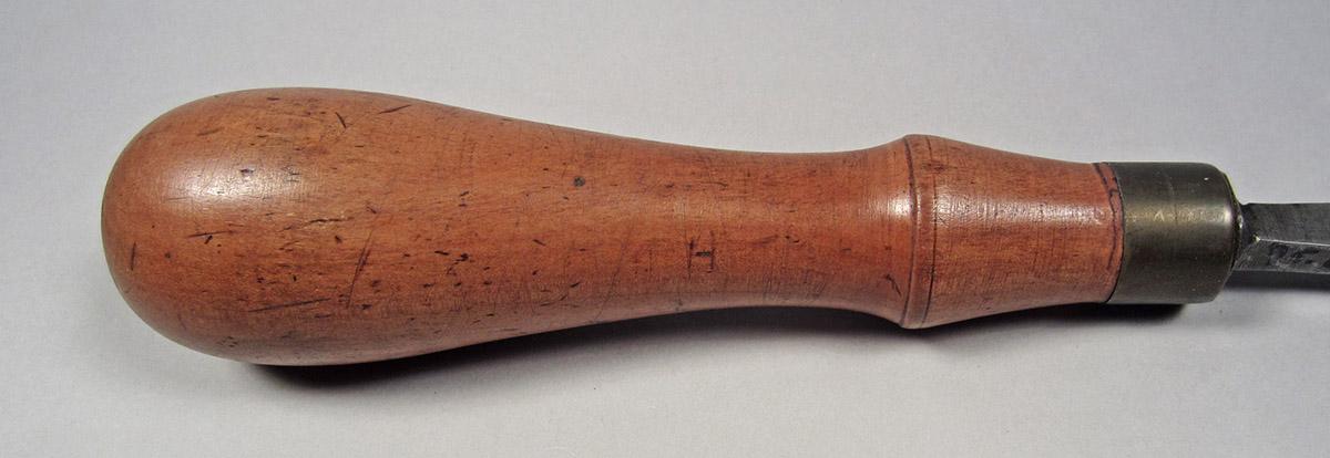 1995.0006.050, Gouge, handle