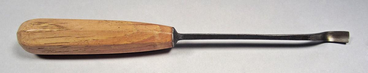 1995.0006.054, Gouge, side 2