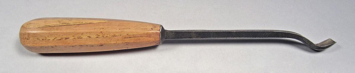 1995.0006.056, Gouge, side 1