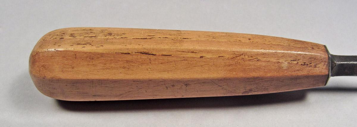 1995.0006.057, Gouge, handle