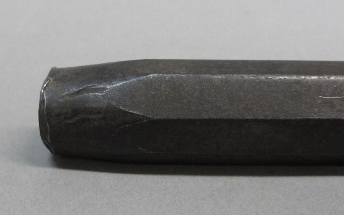 1995.0006.074 Chisel, head detail view